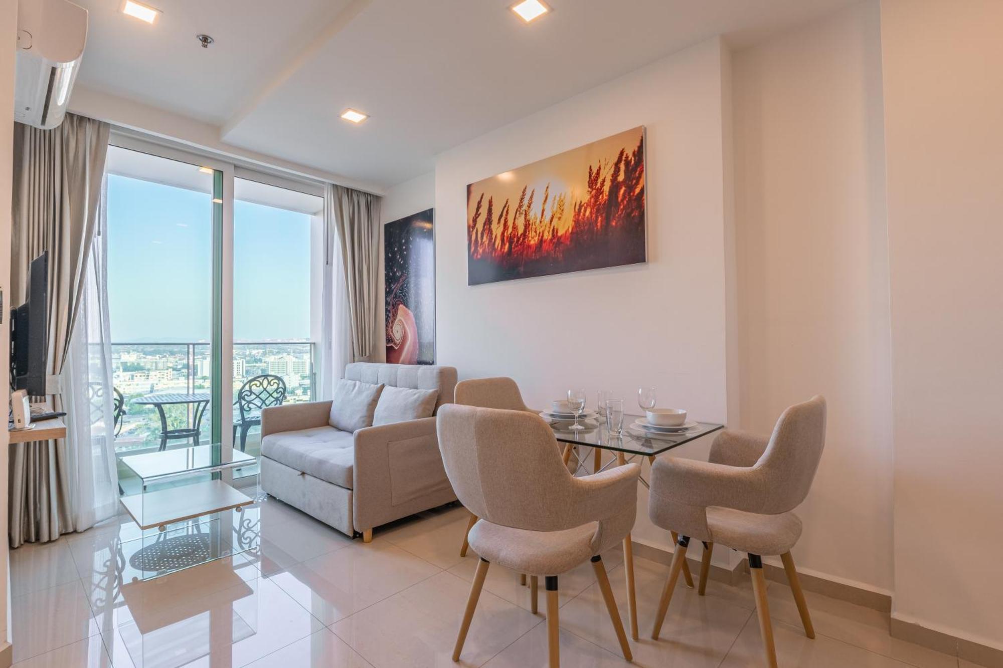 City Garden Tower By Pattaya Holiday Экстерьер фото
