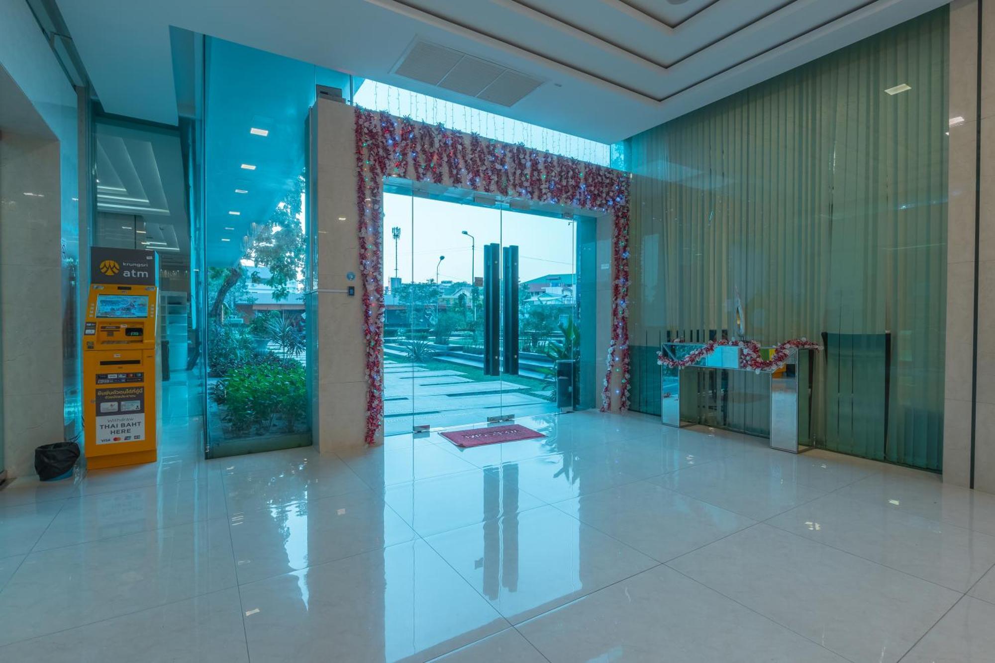 City Garden Tower By Pattaya Holiday Экстерьер фото