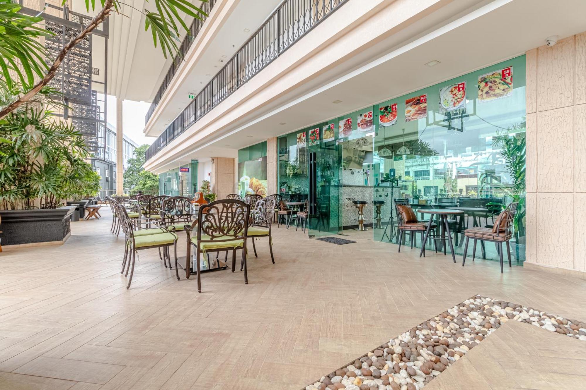 City Garden Tower By Pattaya Holiday Экстерьер фото
