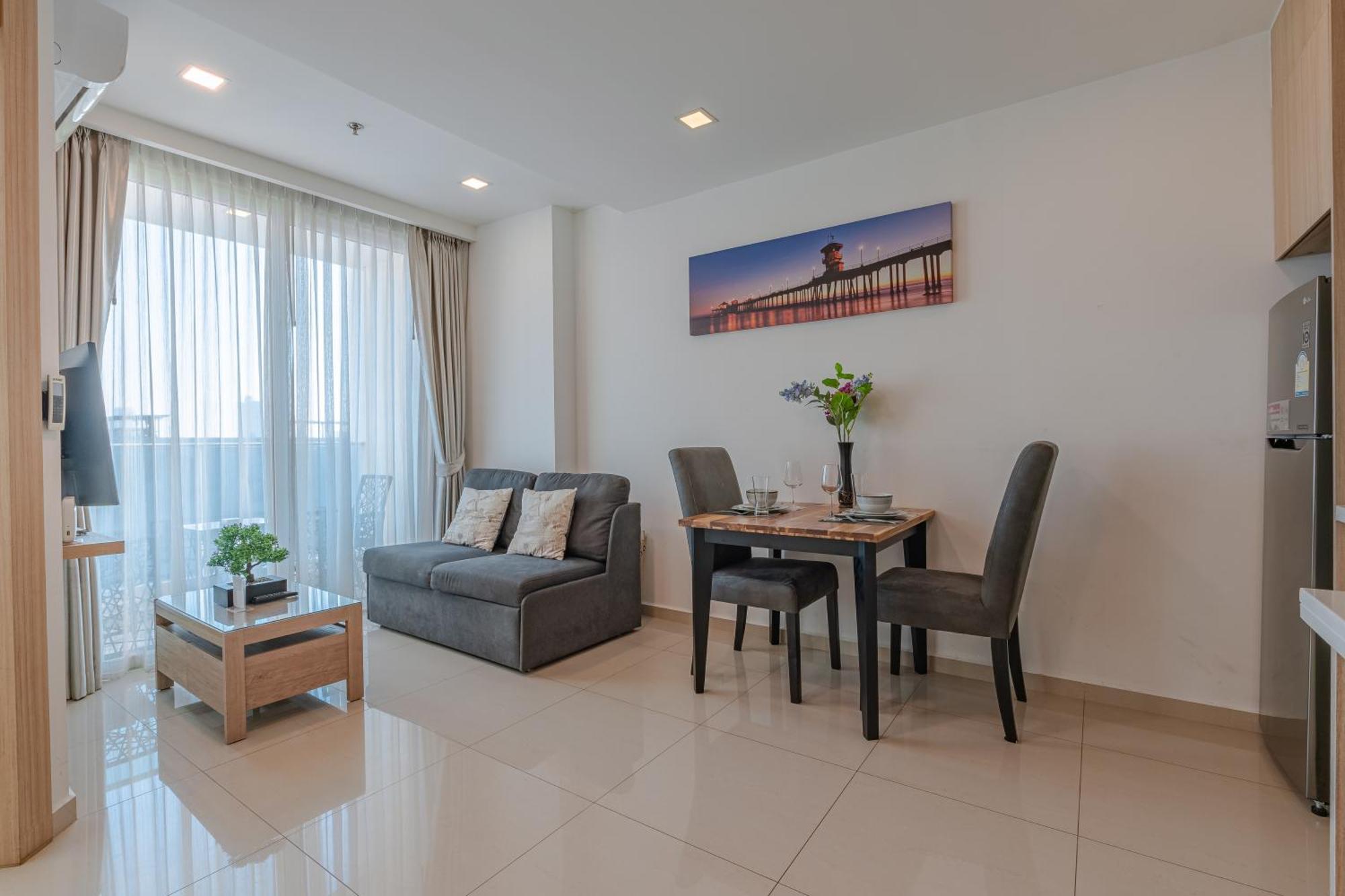 City Garden Tower By Pattaya Holiday Экстерьер фото